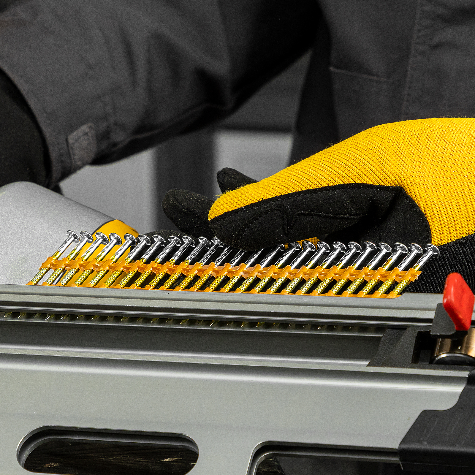 картинка Гвозди для пнев. нейлера (оцинк.) длина - 50 мм, диам. - 2,9 мм, 2000 шт. Denzel от магазина Одежда+