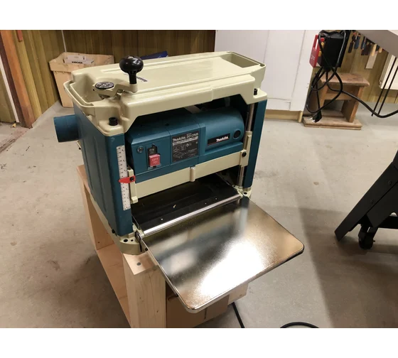 картинка Рейсмусовый станок Makita 2012 NB от магазина Одежда+
